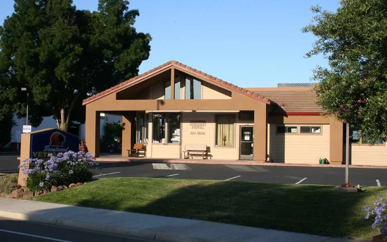 14. Brentwood Veterinary Clinic