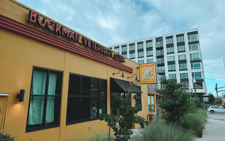 7. Buckman Veterinary Clinic
